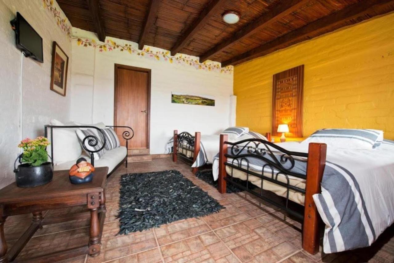 Villa Hacienda El Rejo Machachi Esterno foto